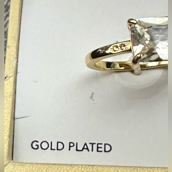 Charter Club Gold-Tone Pavé & Emerald-Cut Crystal Engagement Ring sz 11 1534 - Picture 6 of 10